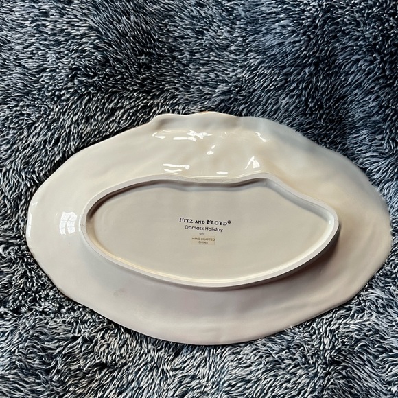 Holiday wishes oval plate - Picture 4 of 4